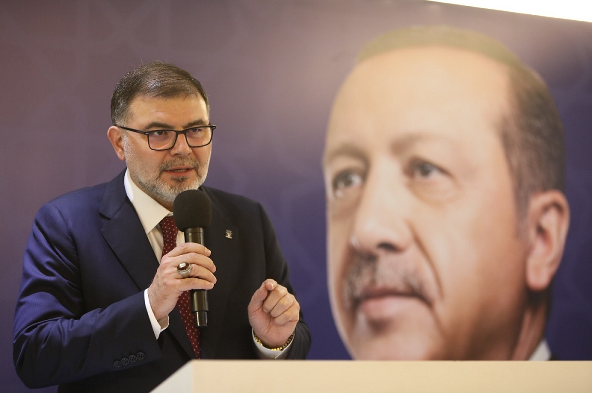 AK Parti İzmir İl Başkanı Bilal Saygılı; “Yeter ki hizmete dönsün, varız!”