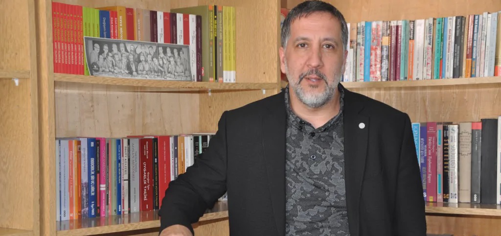 Prof. Dr. Talimciler,  spordaki şiddet ve taraftar olgusunu anlattı