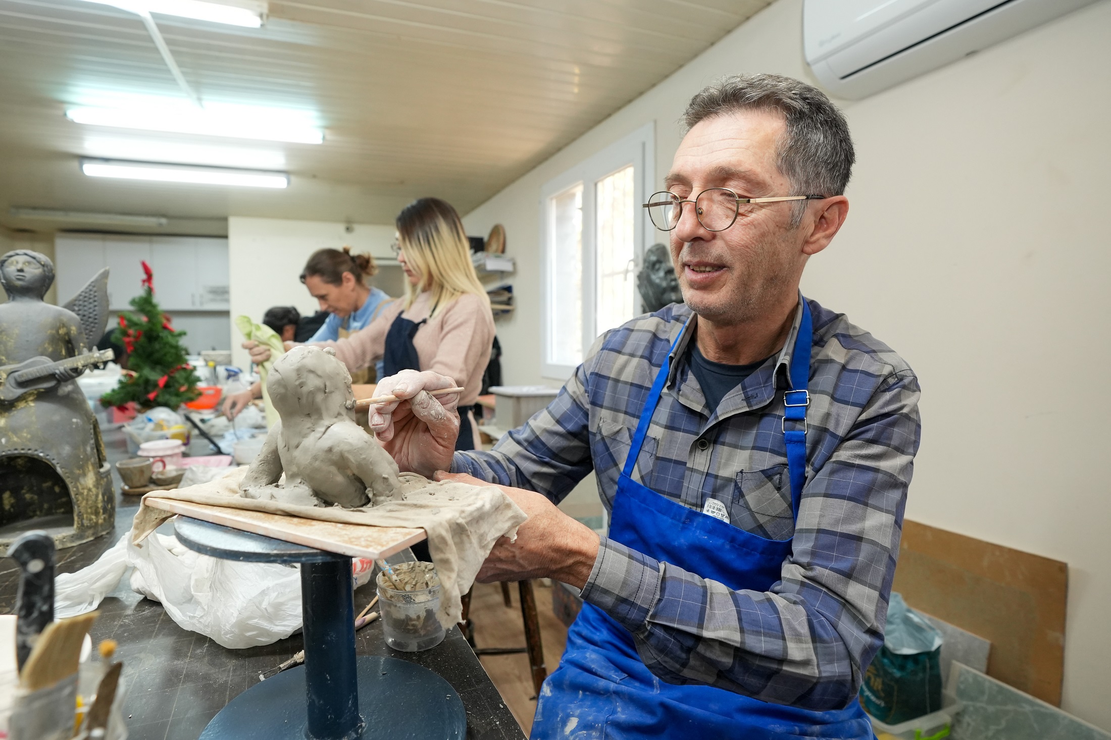 Çamura hayat, insanlara mesaj veriyorlar