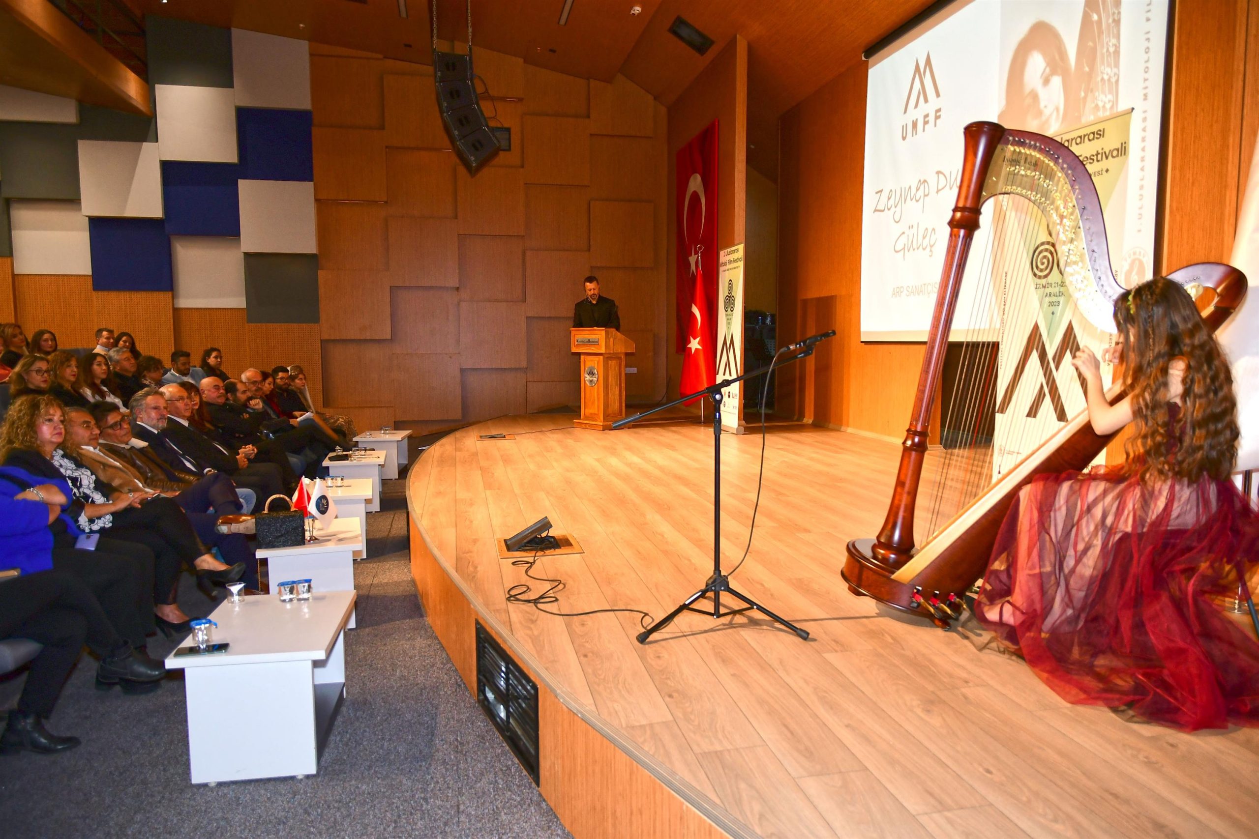 1.Mitoloji Film Festivali, Karabağlar’da sona erdi