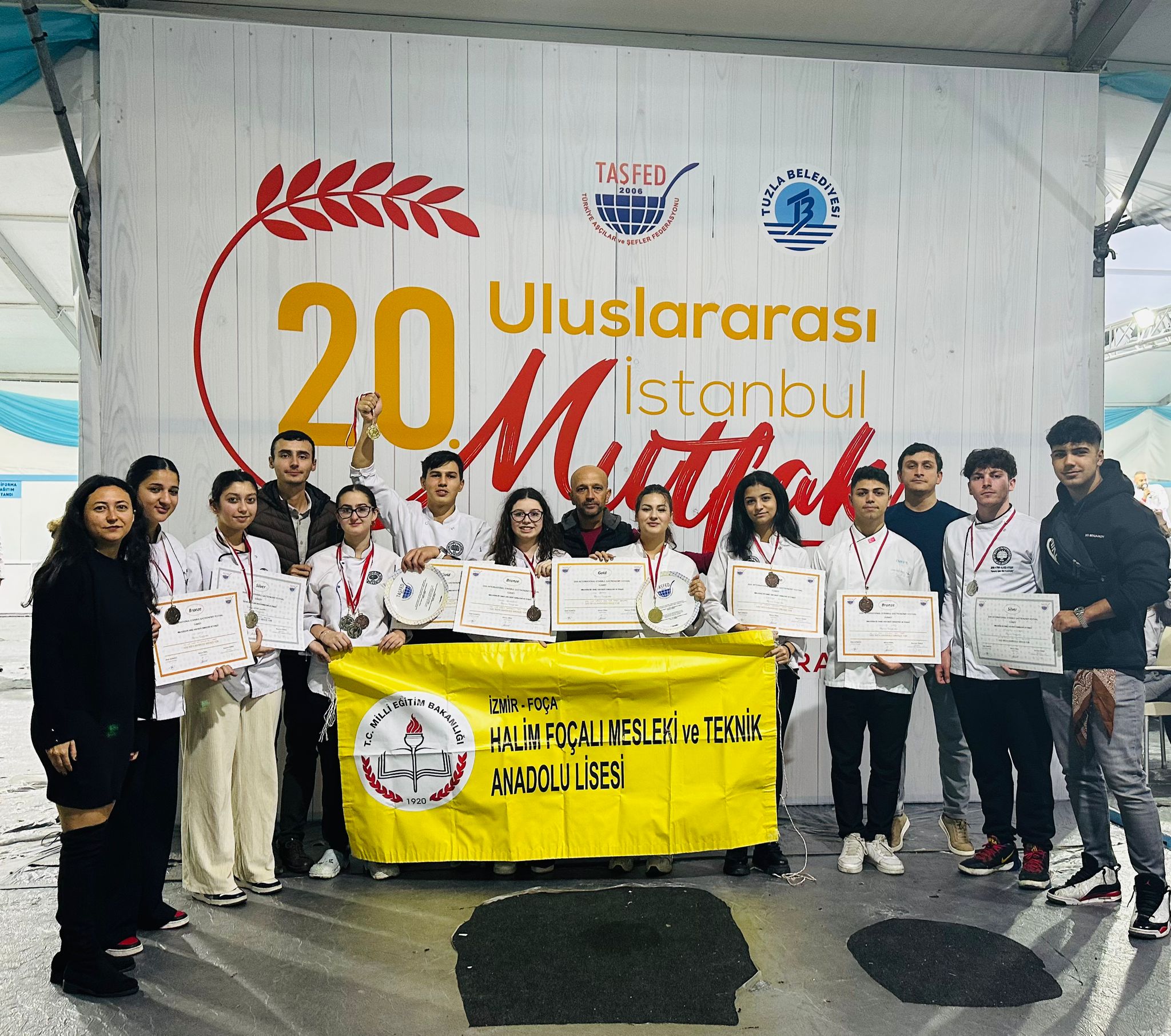 İstanbul mutfak günleri festivaline İzmirli öğrenciler damga vurdu