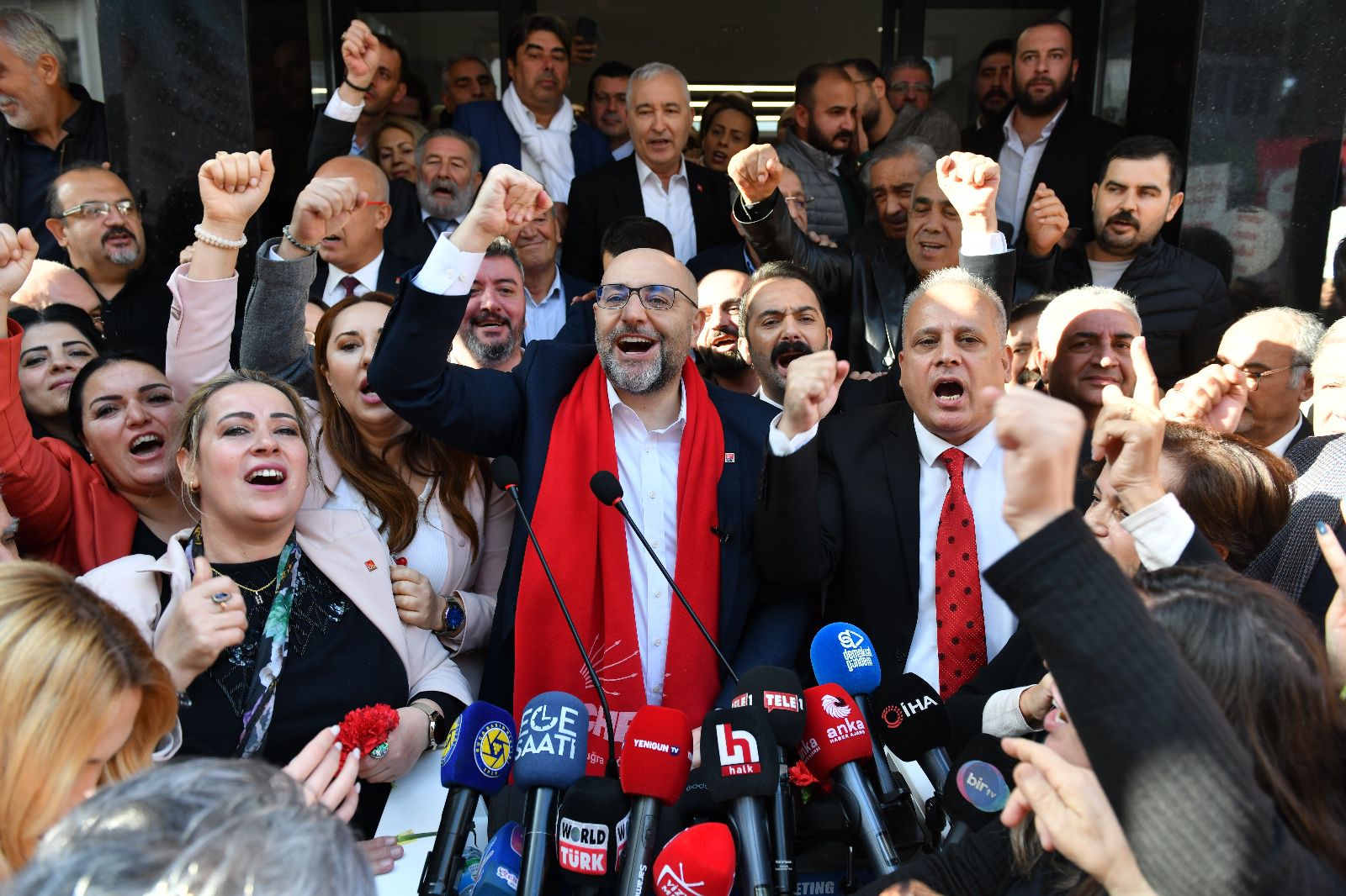 ‘GÜNEŞ’ İZMİR İÇİN ‘UFUKTAN’ BUĞRA GÖKCE İLE ‘DOĞACAK’