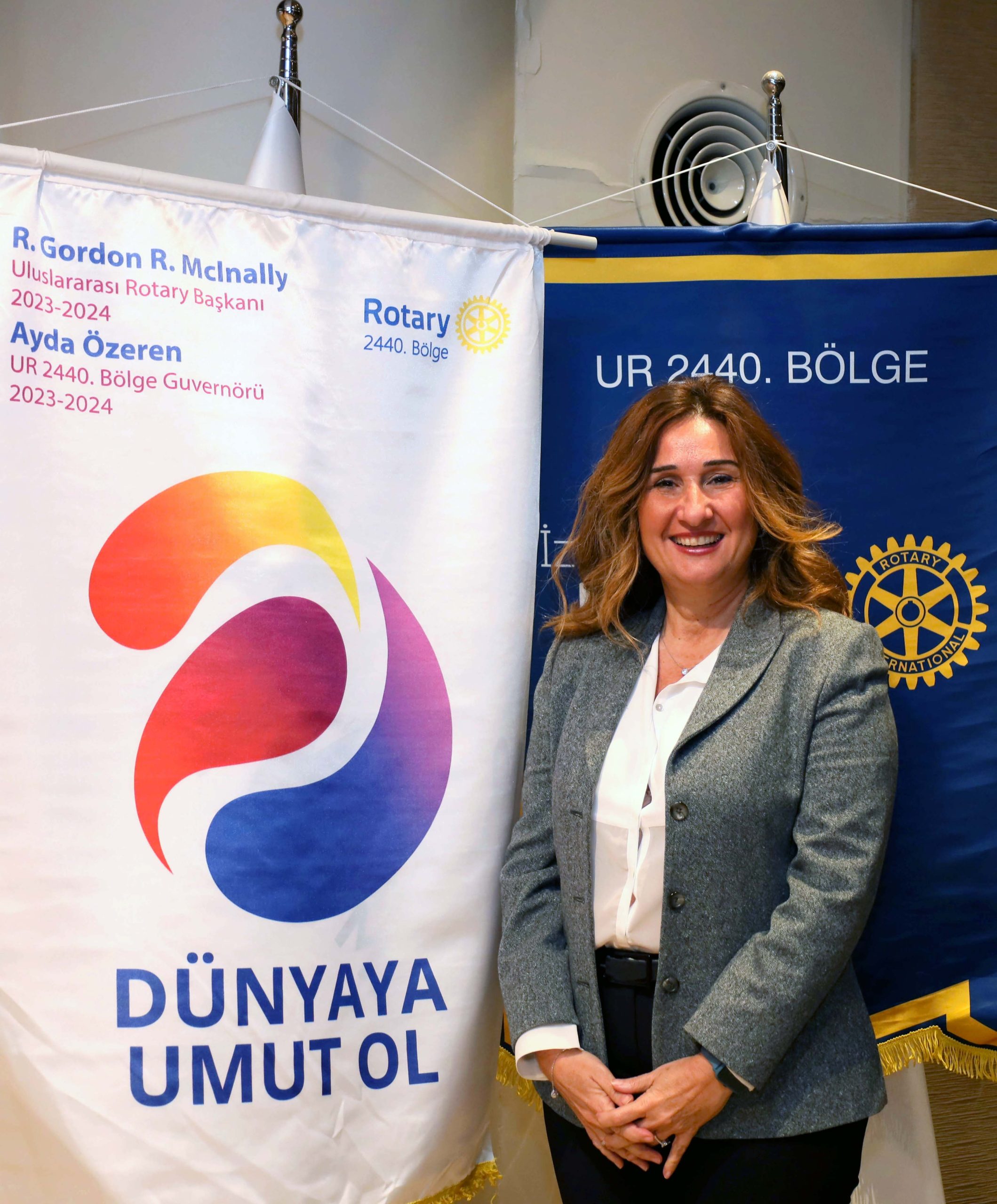 İzmir’in Rotary kulüpleri eğitimde buluştu