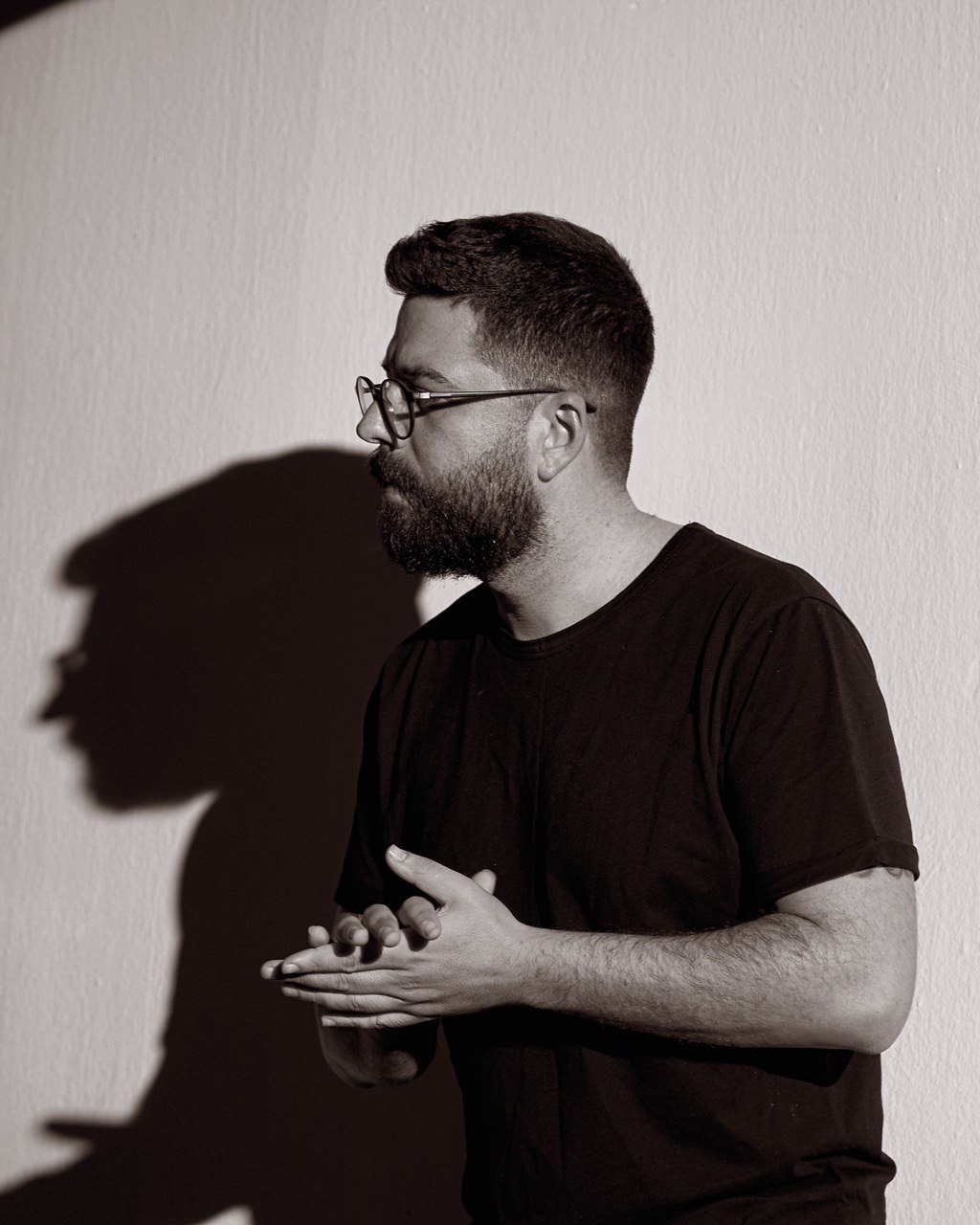 Alişan Özaydın efsane parçayı seslendirdi