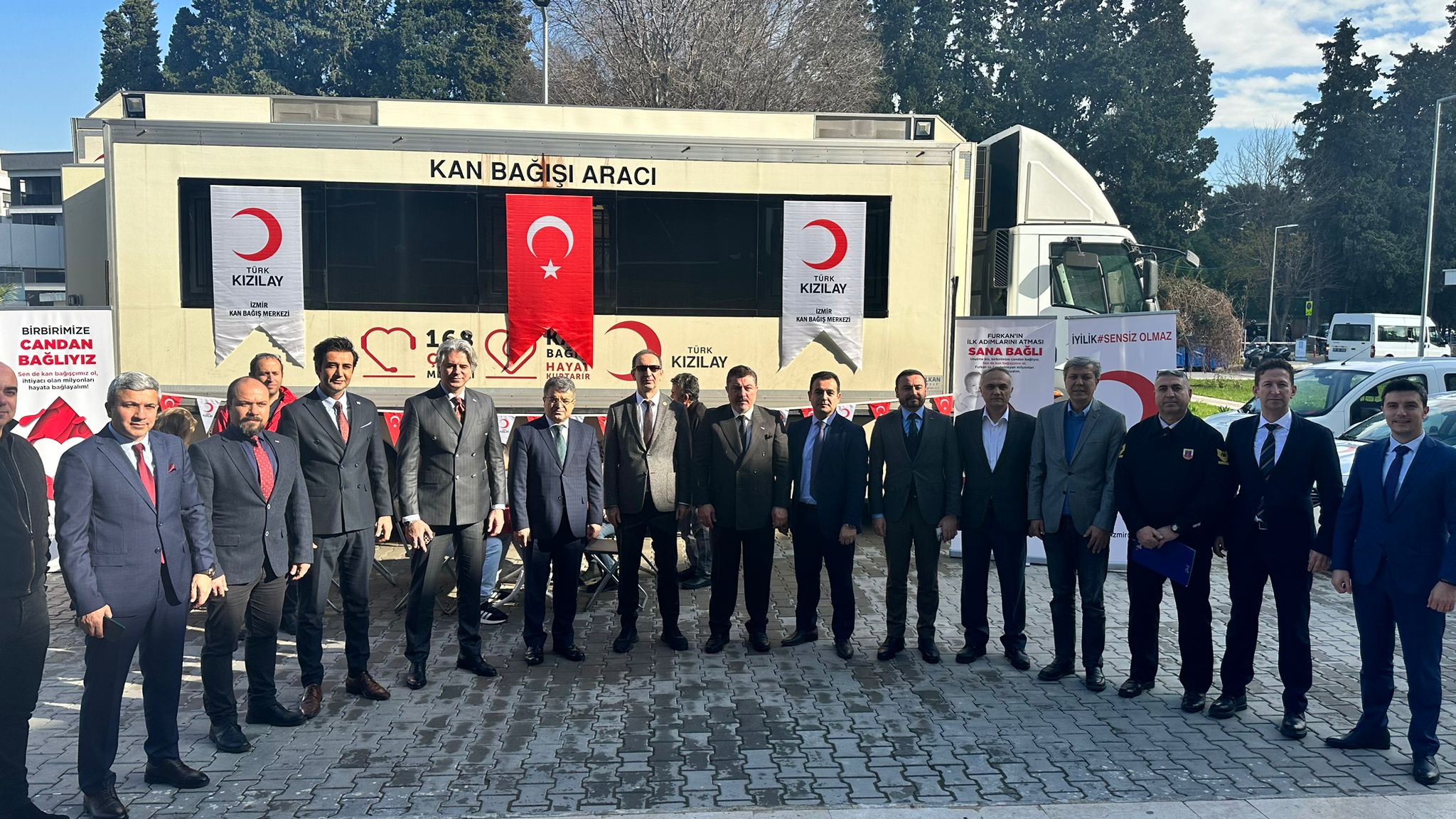 Kan bağışı yaparak candan bağlandılar