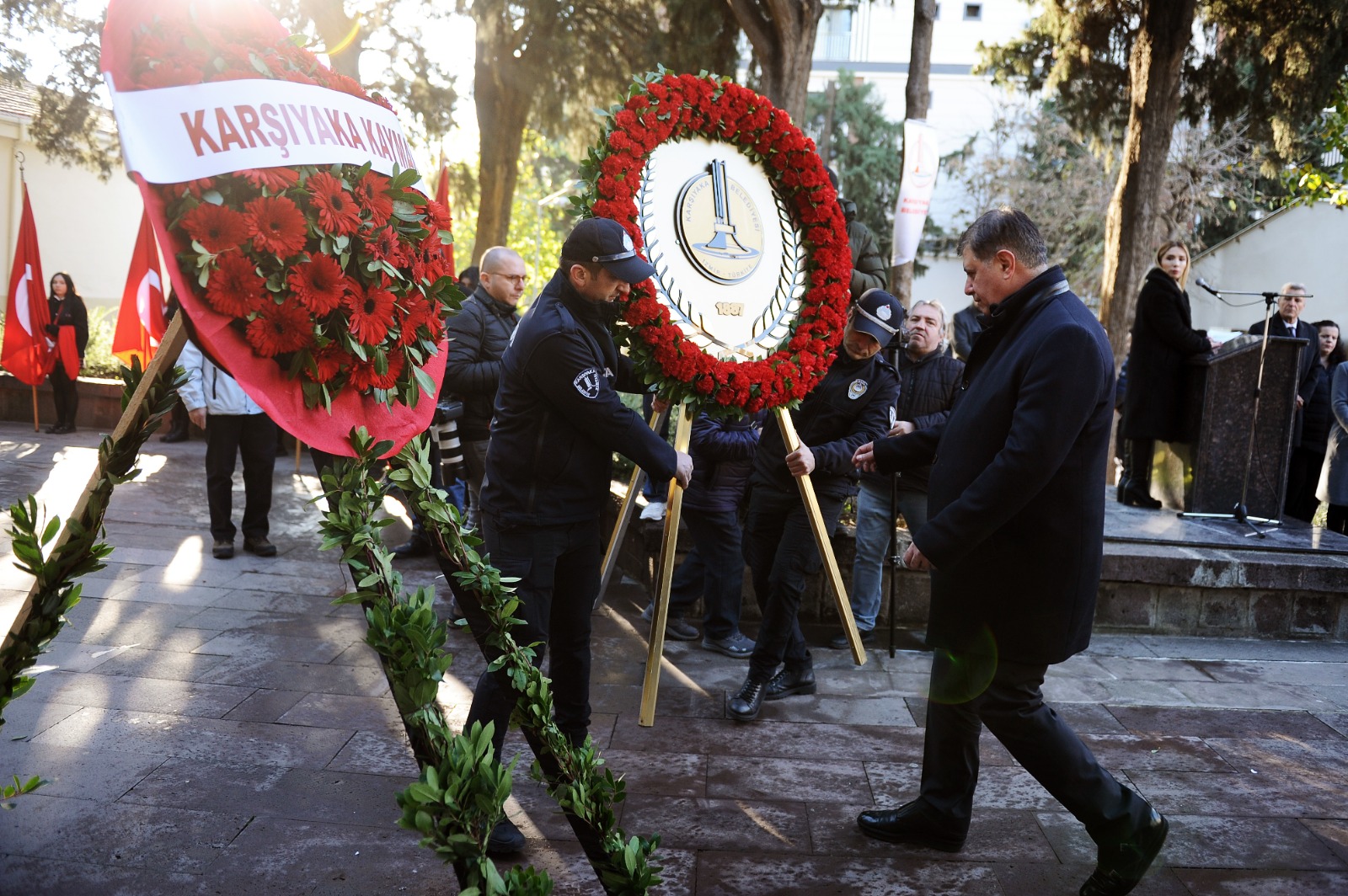 Zübeyde Hanım vefatının 101. yılında mezarı başında anıldı