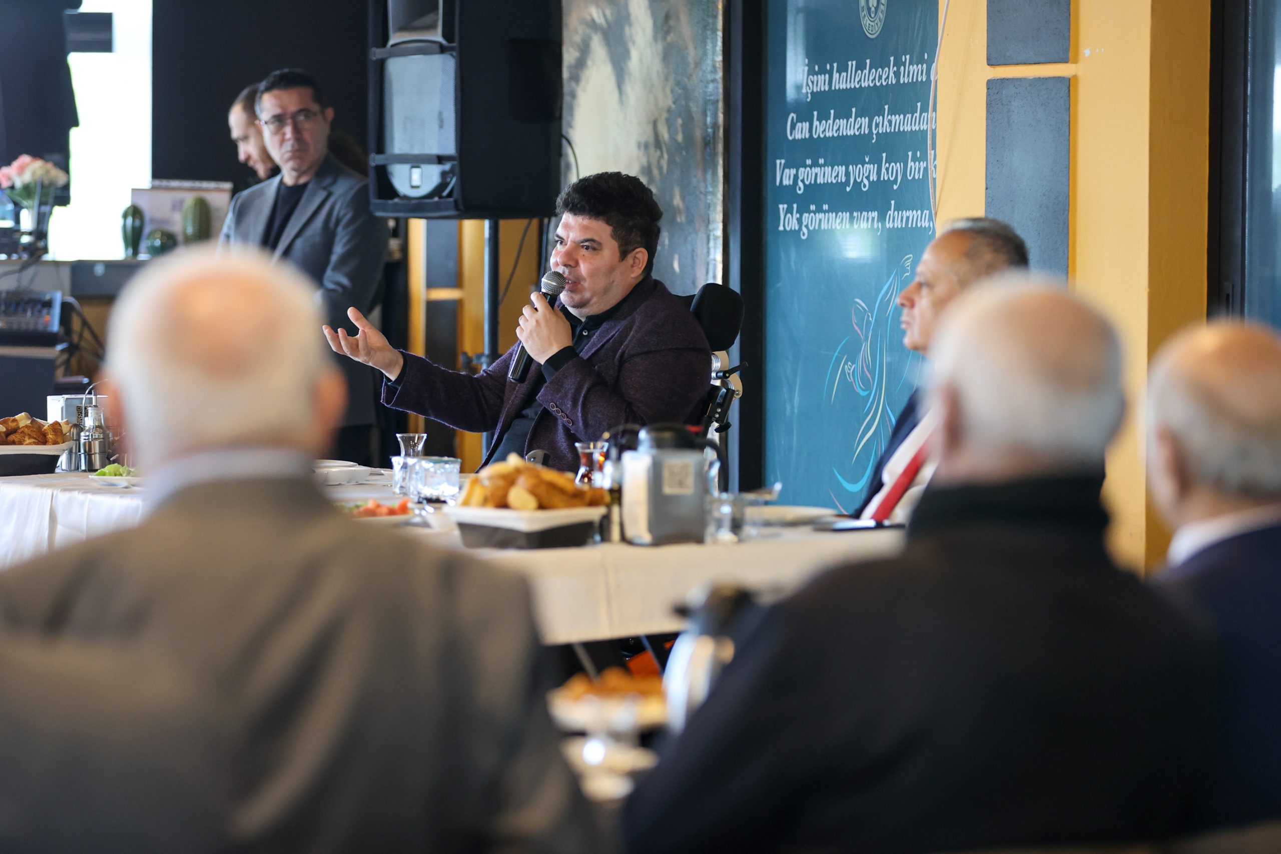 Başkan Erhan Kılıç iş insanlarıyla buluştu