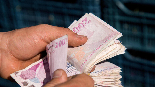 SGK duyurdu: Memur emeklisine maaş farkını yatırılacağı tarih belli oldu