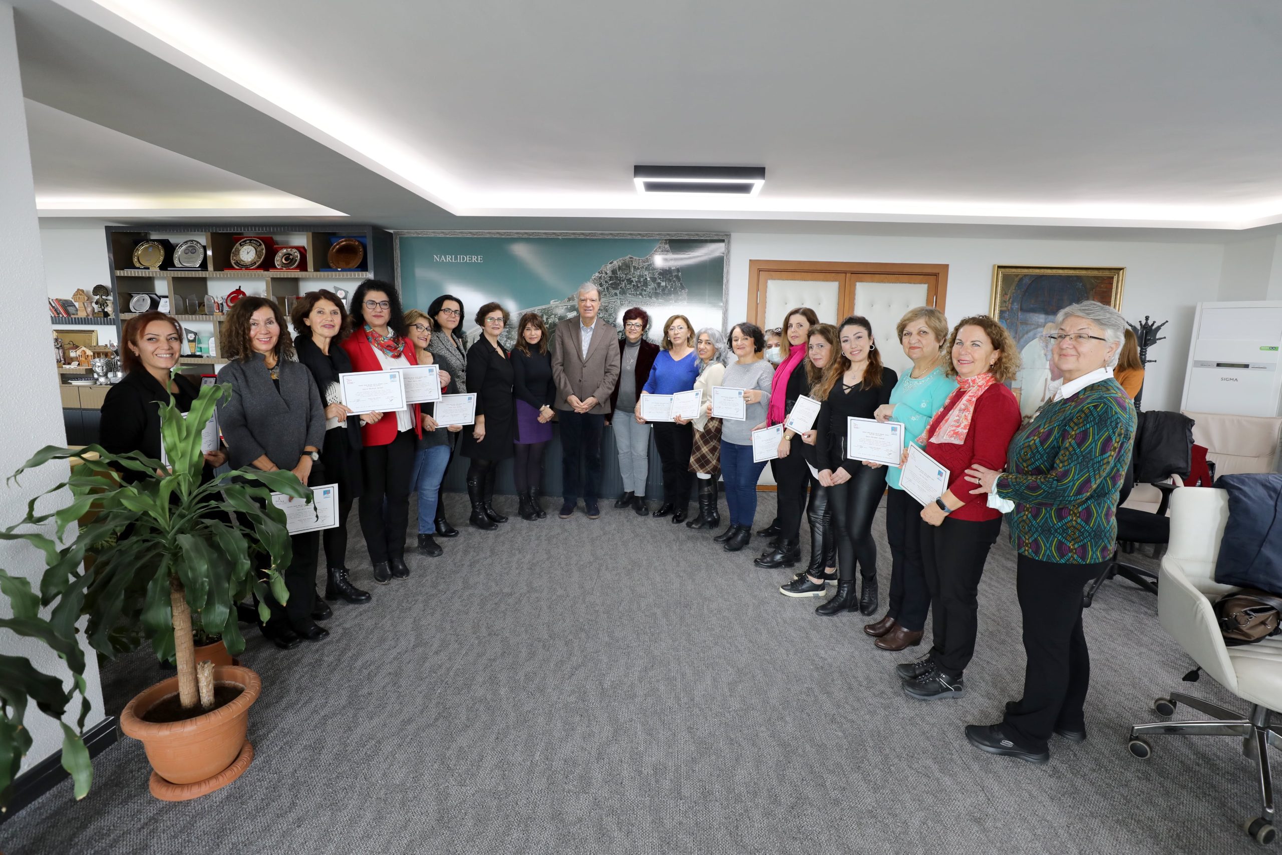 Narlıdere’de kadınlar, KİHEP ile haklarını öğreniyor