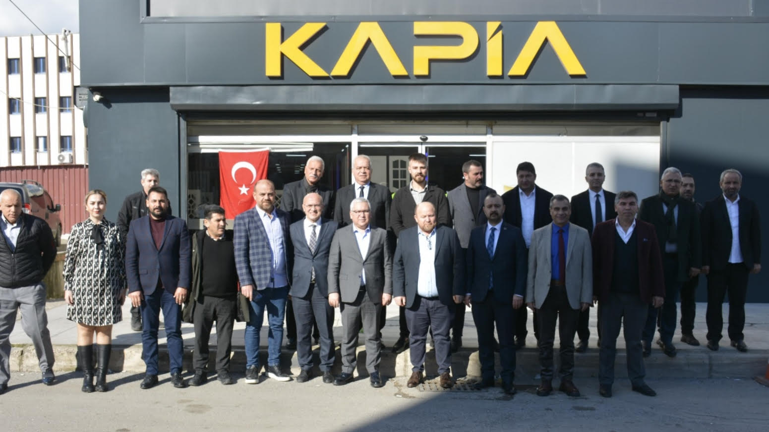 Sivas Valisi Dr. Yılmaz Şimşek’ten İzmir’de Esider’e ziyaret