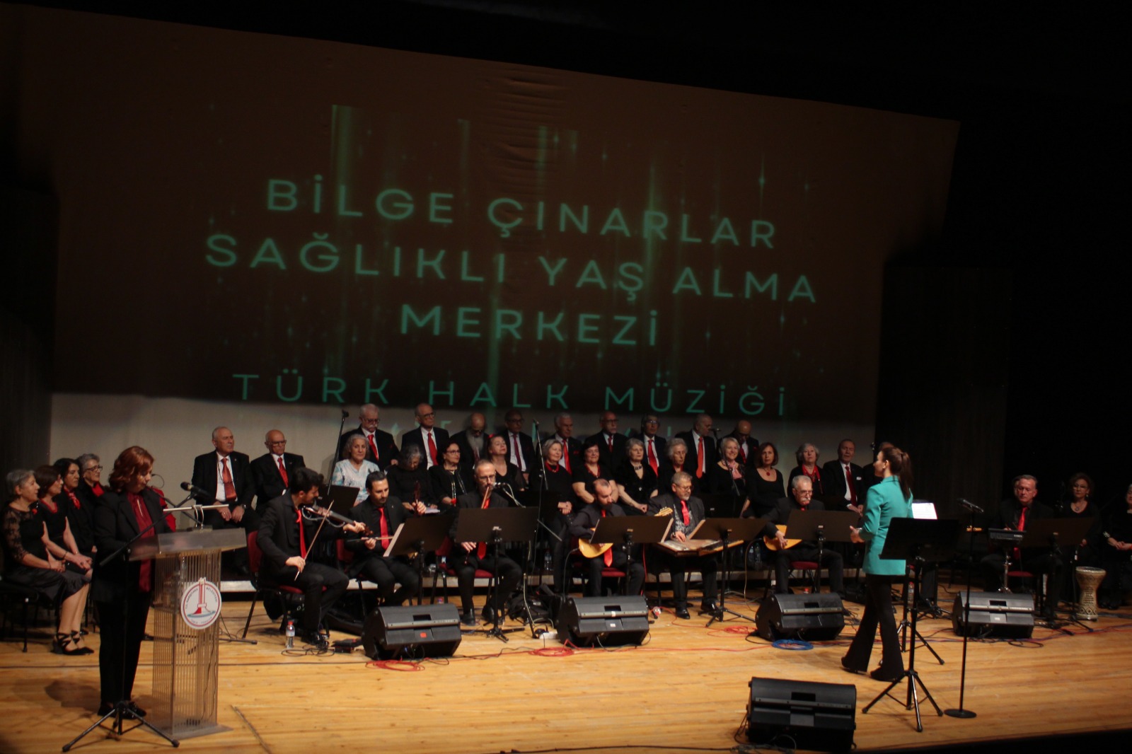 Karşıyakalı Bilge Çınarlar’dan Anadolu Türküleri Konseri