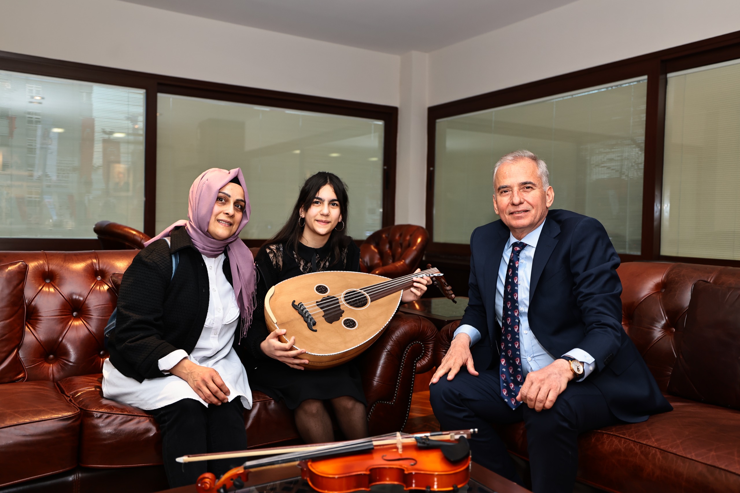 Başkan Zolan’dan Ecrin’e büyük sürpriz