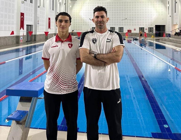 Büyükşehir Yüzme Takımı’na milli davet
