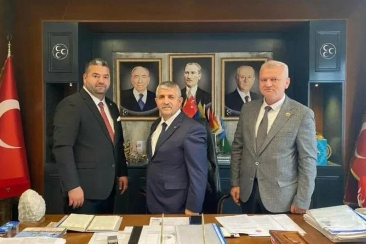 İYİ Parti’den ayrılan siyasetçi MHP’ye geçti