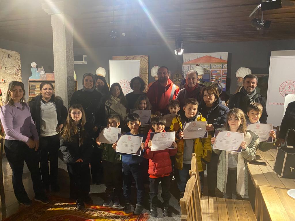 İzmir İl Milli Eğitim Müdürlüğü’nden Yarıyıl Tatiline Özel Veli Akademileri ve Eğlenceli Atölyeler