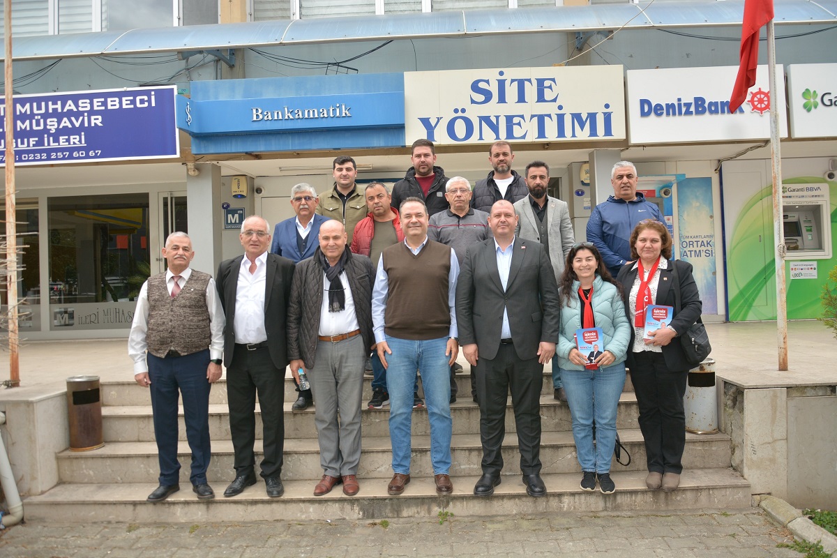 CHP’li Çiçek Ziyaretlerini Sürdürüyor