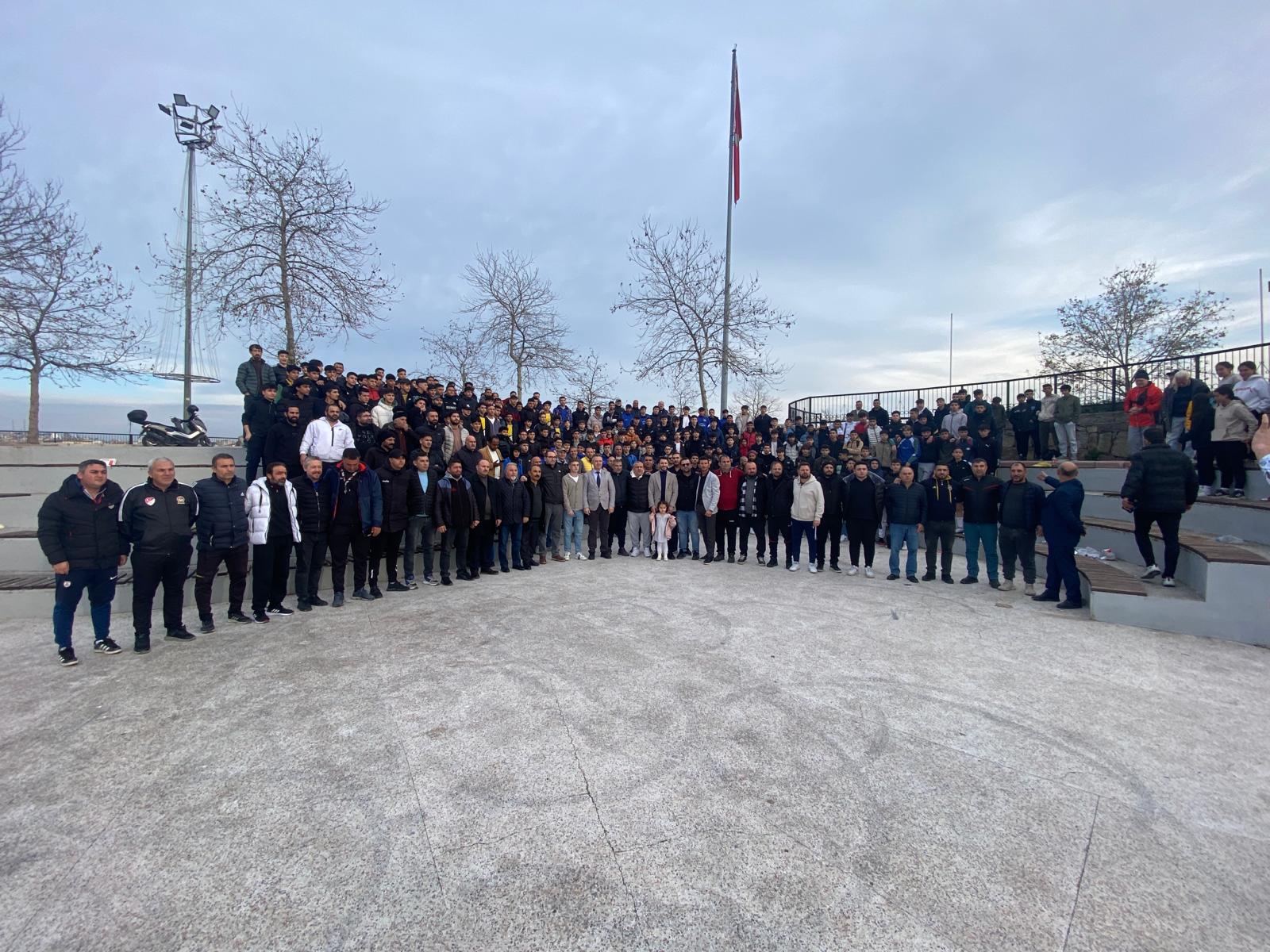 Karabağlar’daki 35 spor kulübünden ortak saha istiyoruz açıklaması