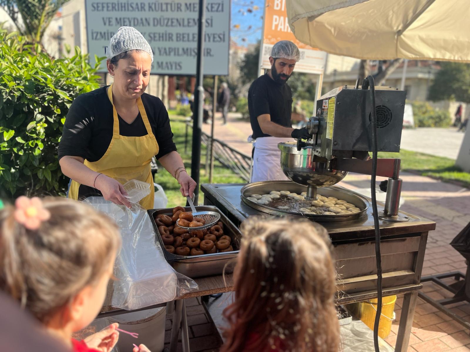 Depremde hayatını kaybedenler Seferihisar’da anıldı