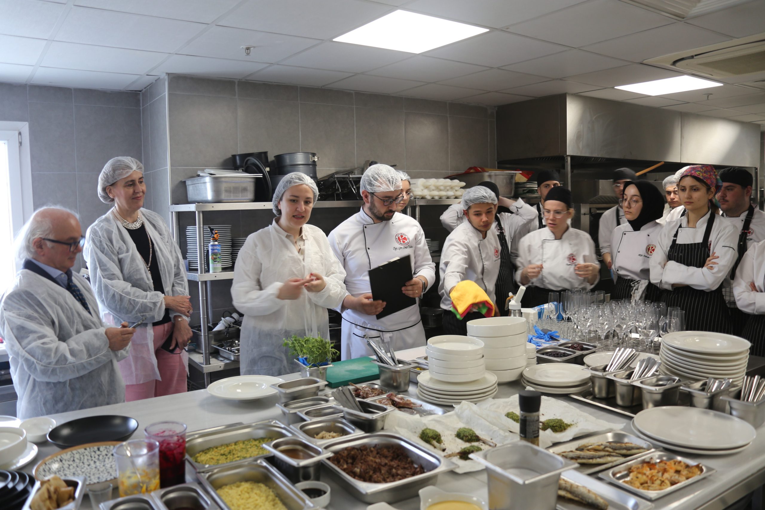 İzmir’de “Gastronomi ve Tasarım Sempozyumu” yapıldı