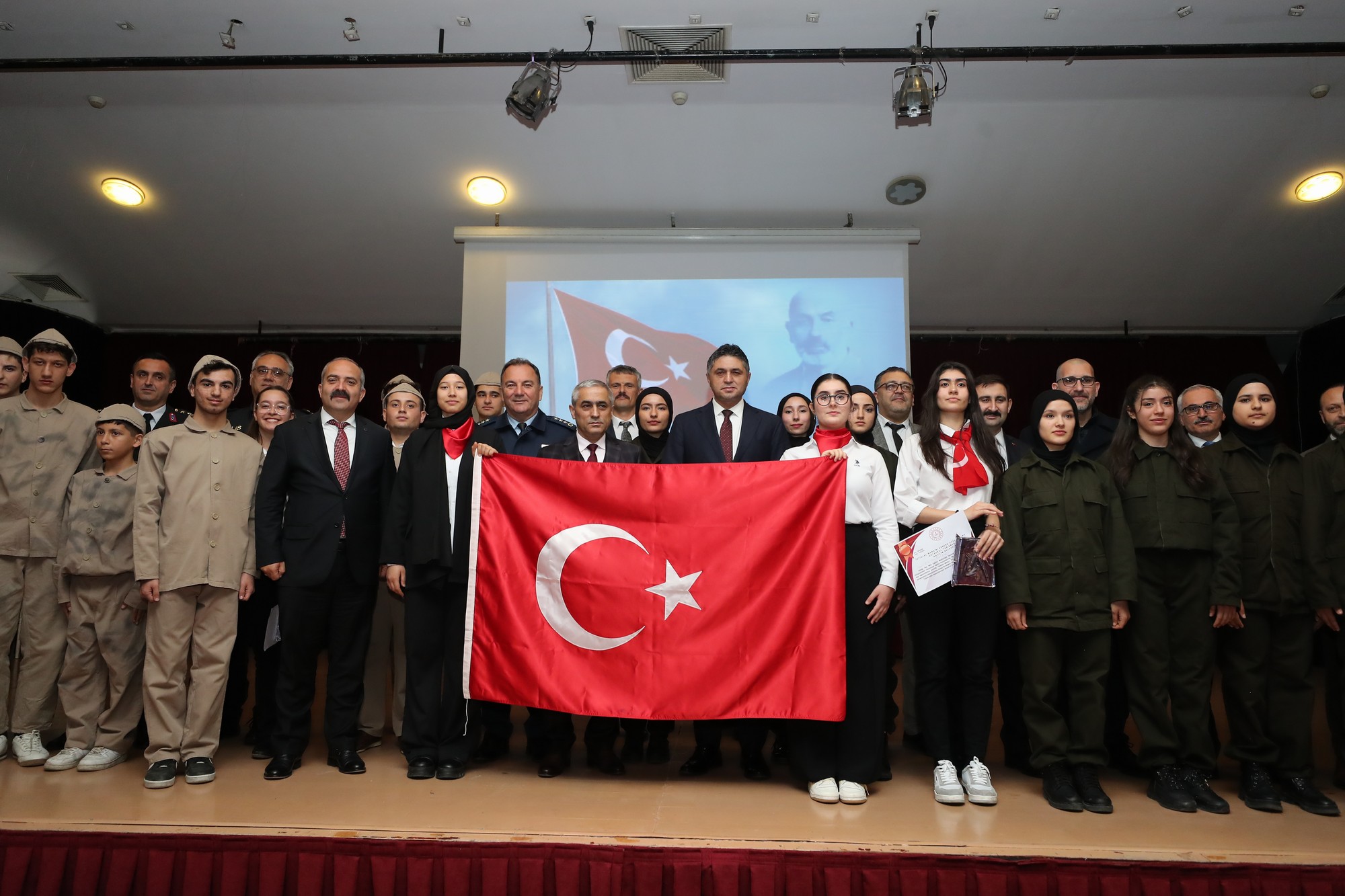 Milli Şairimiz Mehmet Akif Ersoy Aliağa’da anıldı