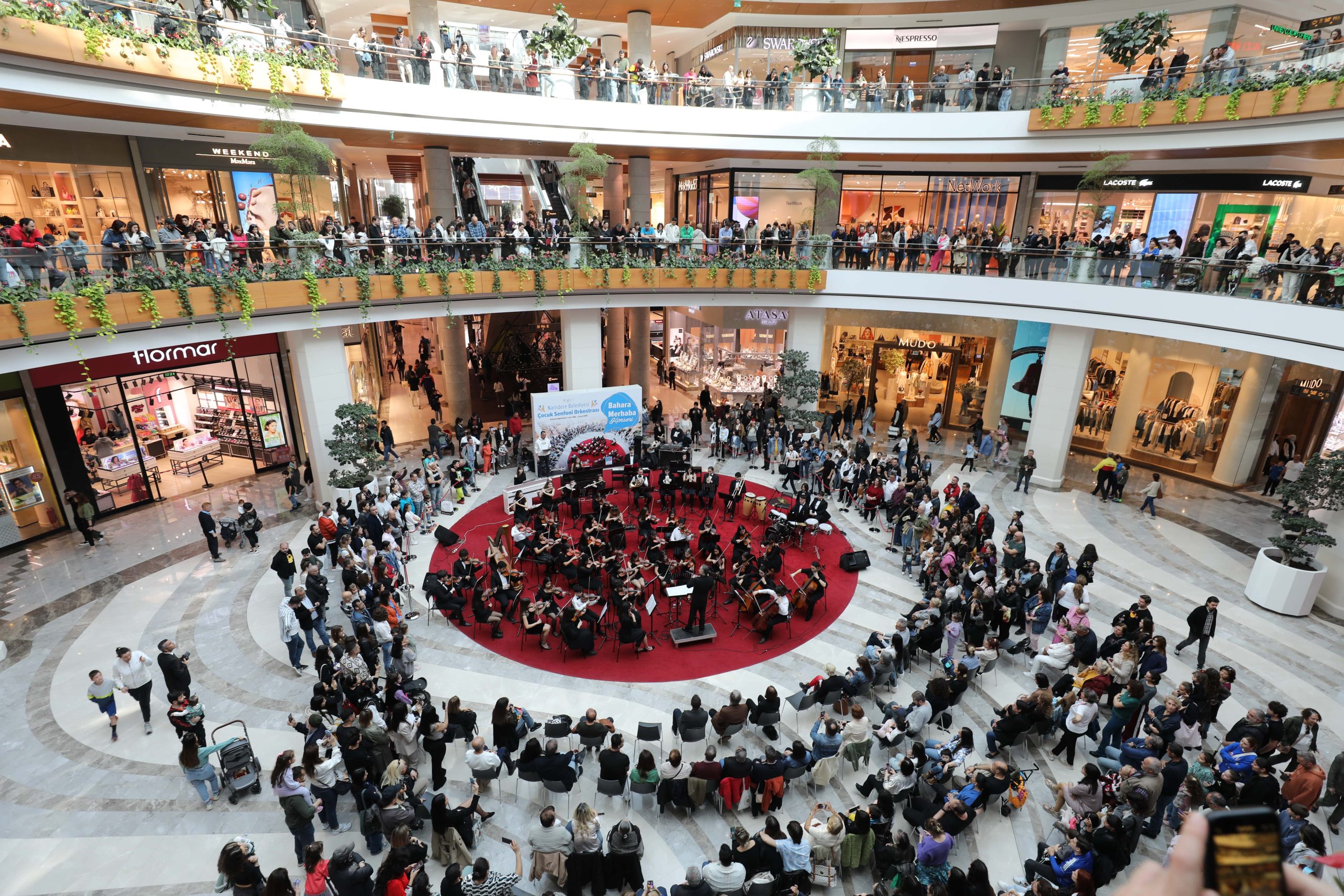 Çocuk Senfoni Orkestrası ”Bahara Merhaba” dedi