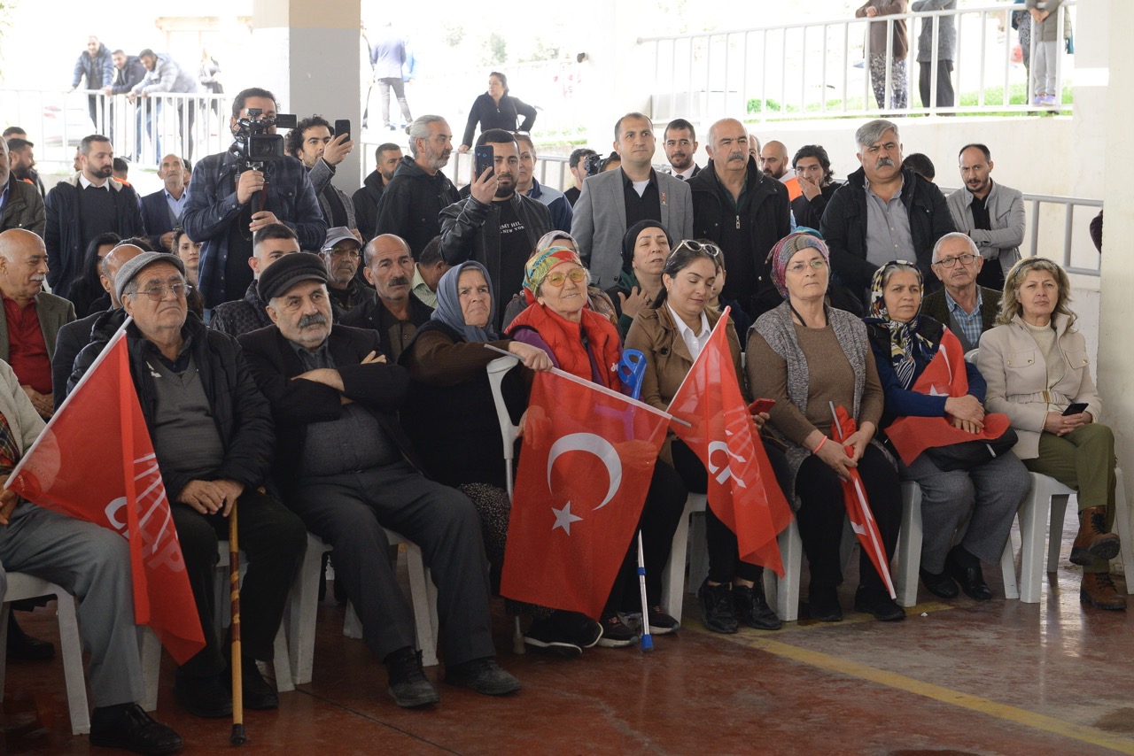 CHP Bayraklı Belediye Başkan adayı İrfan Önal