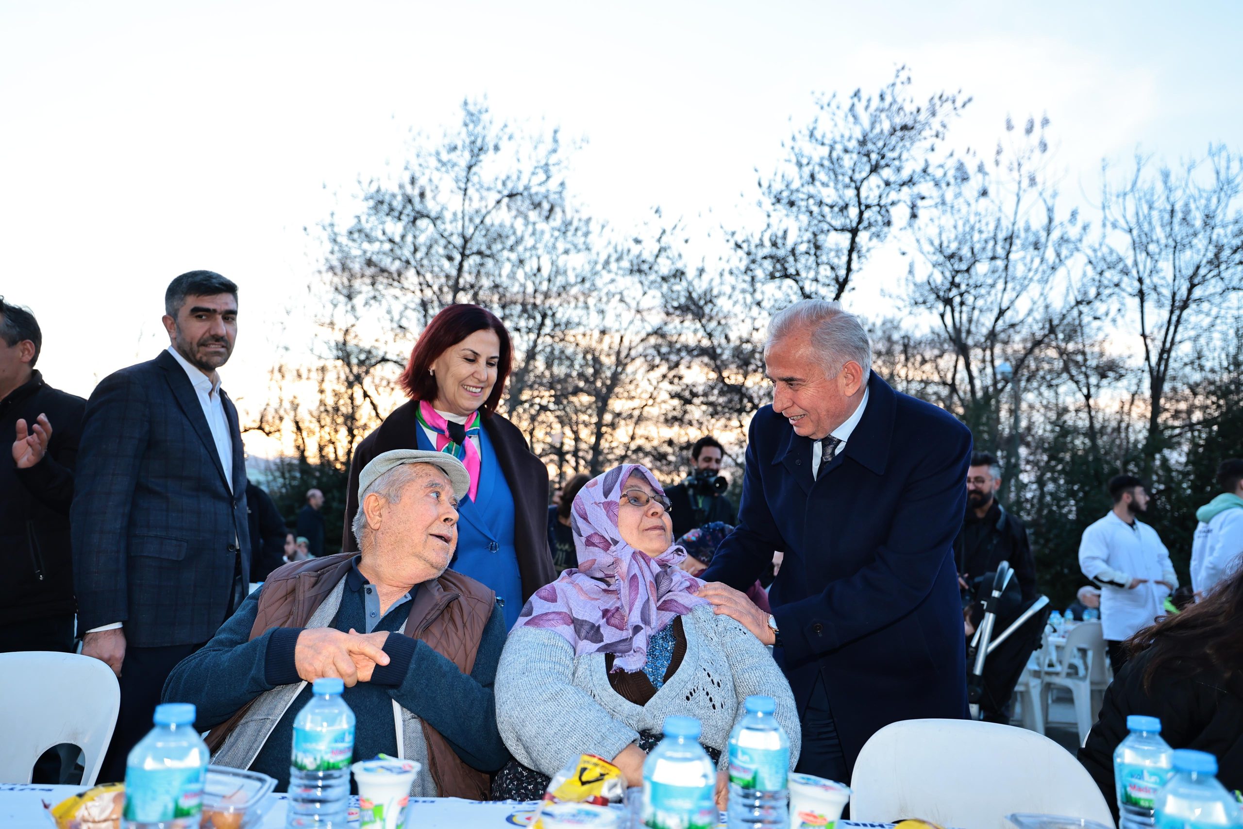 Denizli Büyükşehir Belediyesi’nin gönül sofrası Zeytinköy’de