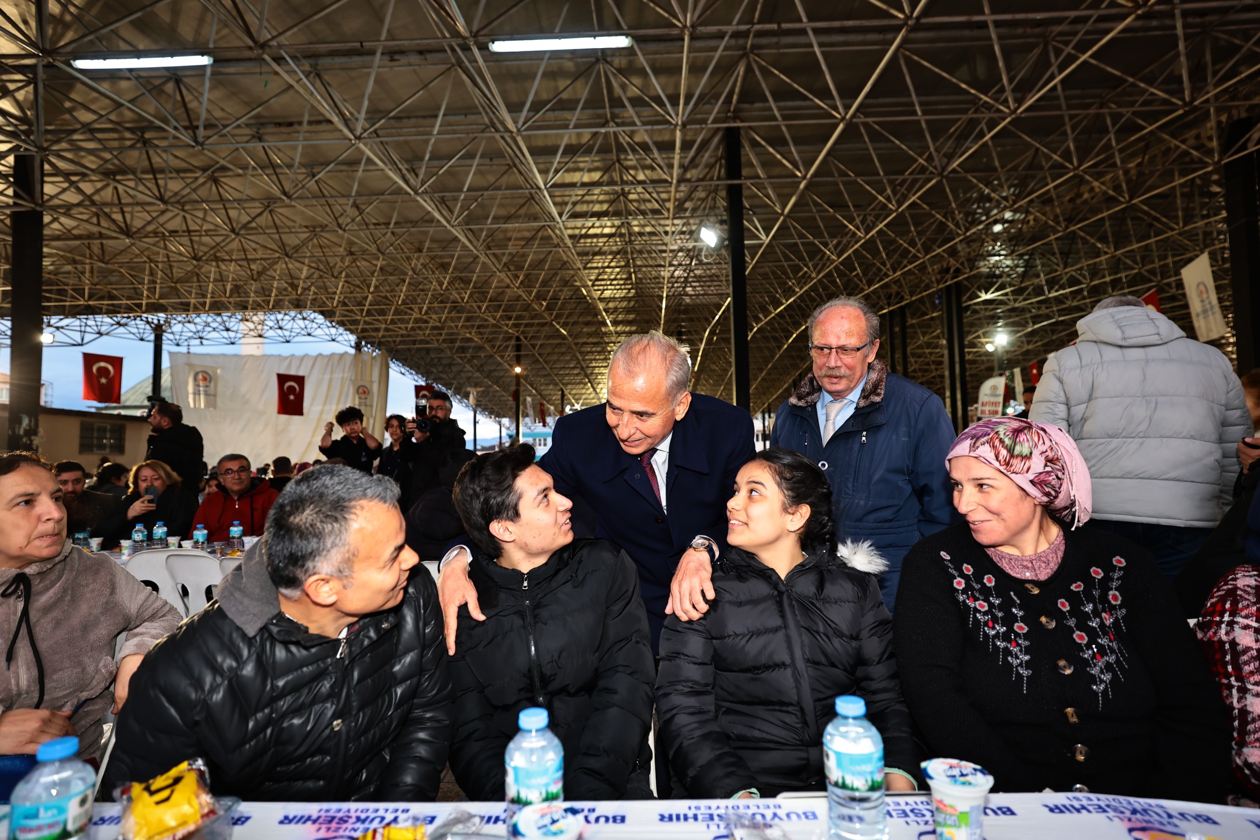 Büyükşehir’in gönül sofrası Değirmenönü’nde
