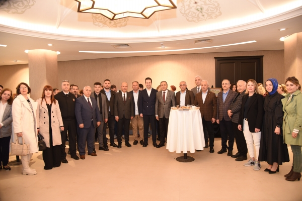 Mevlana’nın Işığında Tezhip ve Minyatür Sanatı sergisi büyüledi