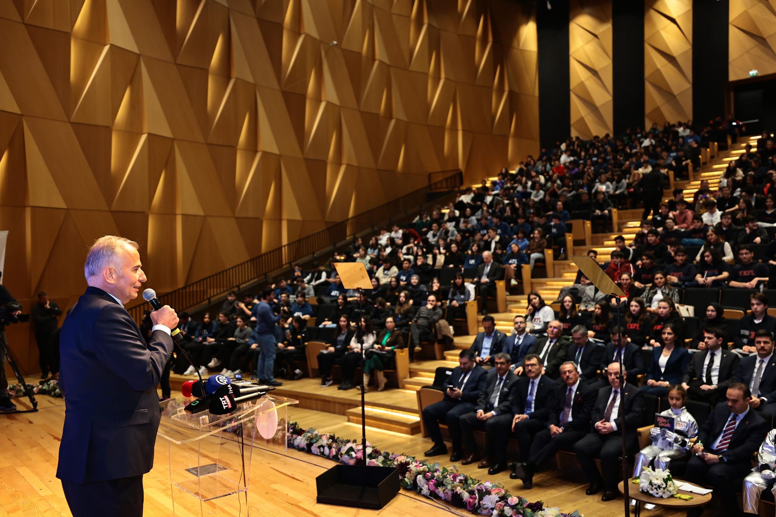 Denizli Bilim Merkezi törenle açıldı