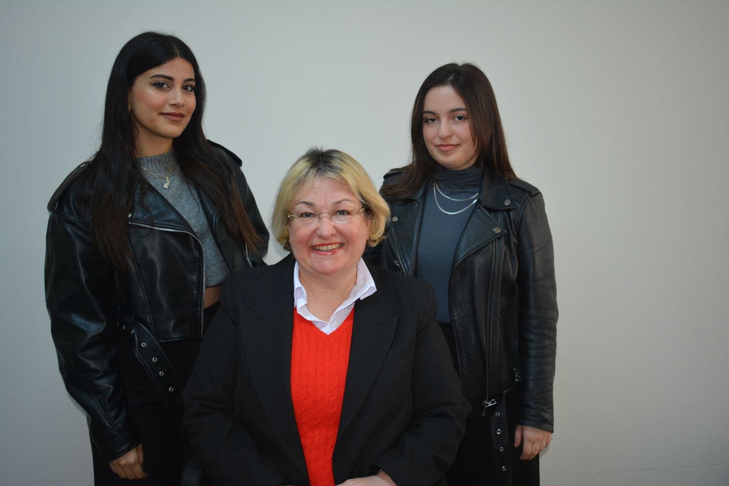 Küçük Yıldızların Büyüleyici Yolculuğu: İletişim ve Beden Farkındalığı Serüveni