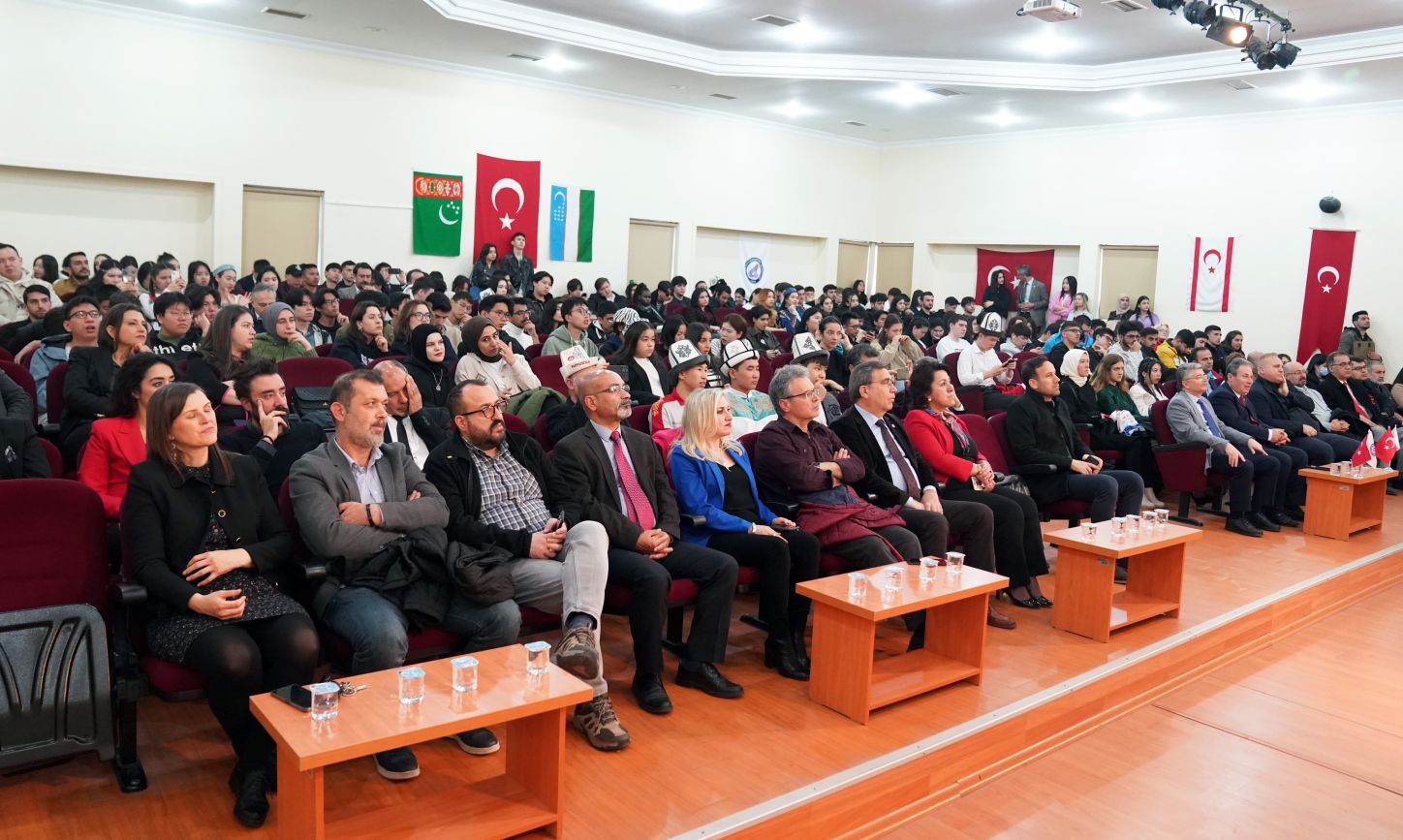EÜ’de baharın müjdecisi “Nevruz Bayramı” Coşkusu