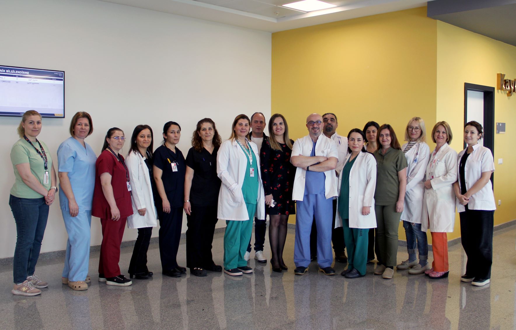 İzmir Şehir Hastanesi’nde Tüp Bebek Tedavisi Başladı.