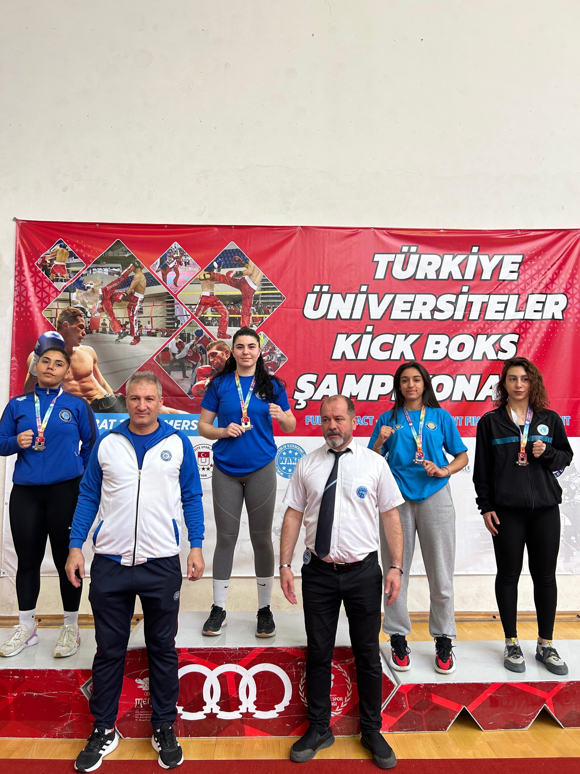 Egeli Sporcular Mersin’den şampiyonlukla döndü