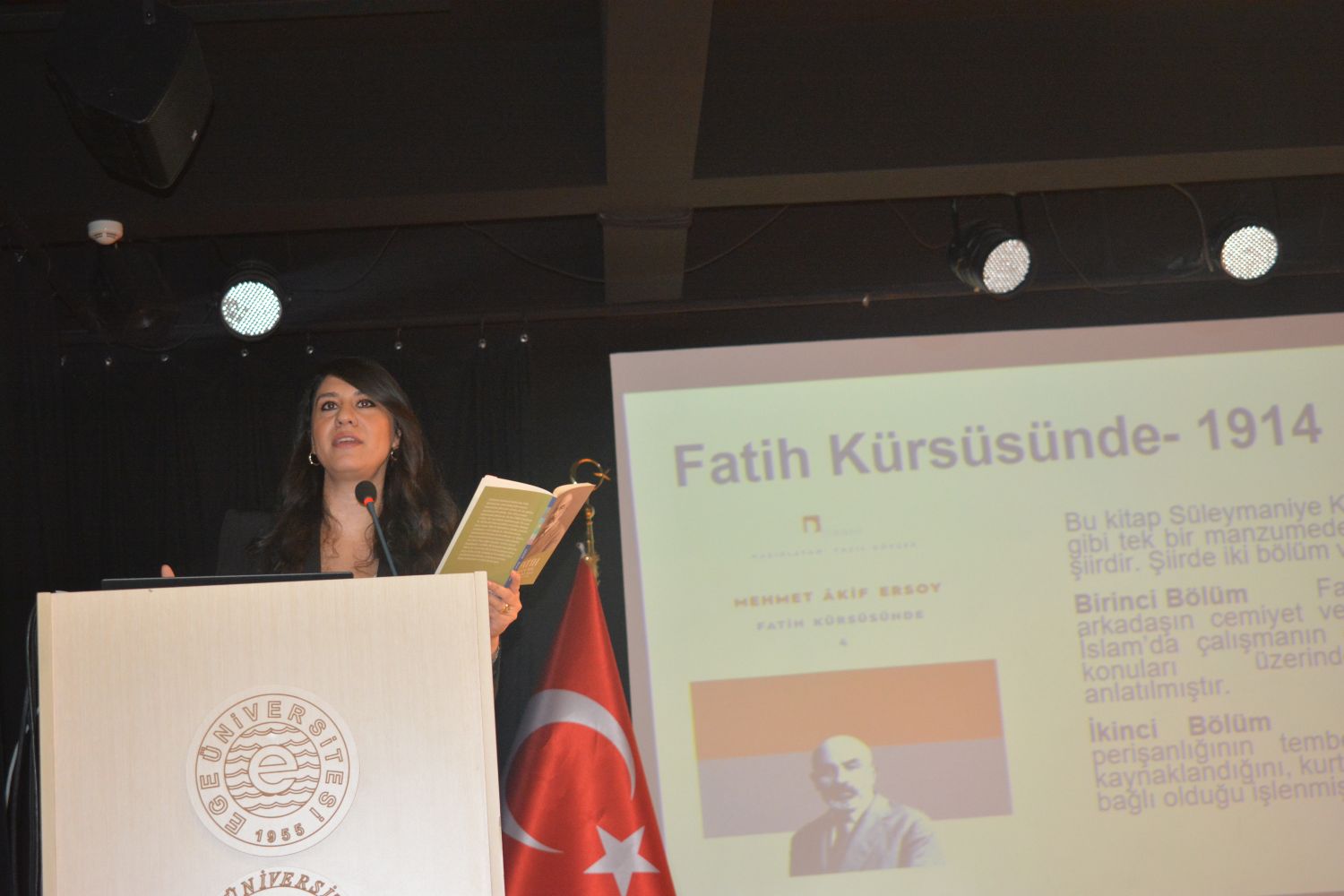 Ege Üniversitesinde “İstiklal Şairi Mehmet Akif Ersoy” Söyleşisi