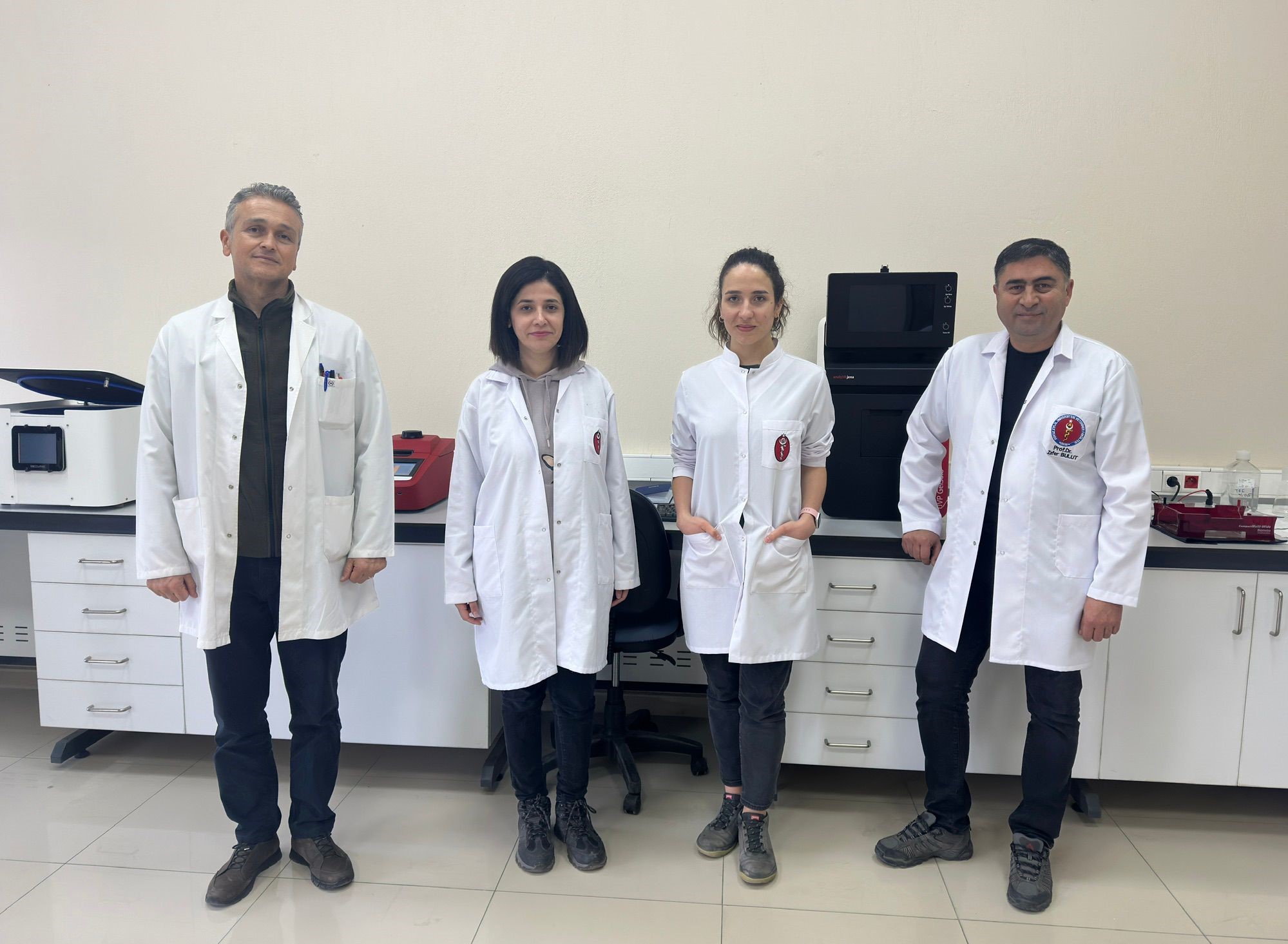 DEÜ’lü Beren ve Fulya hayallerinin peşinde