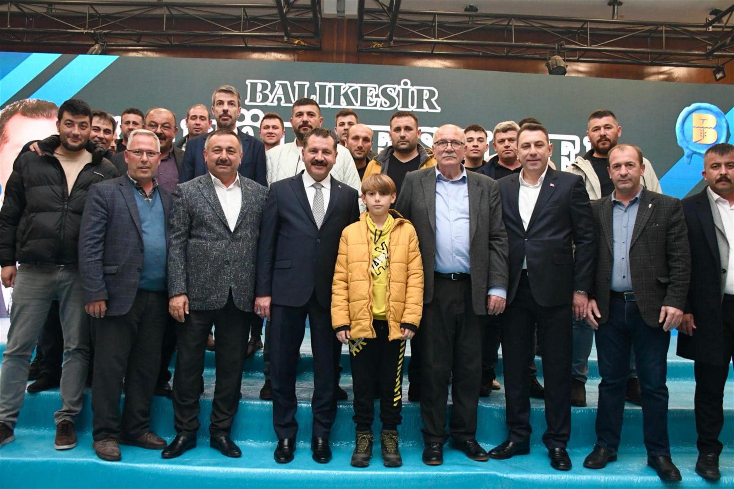  Başkan Yılmaz: Esnafımızın sırtına asla yük yüklemedik, yüklemeyeceğiz