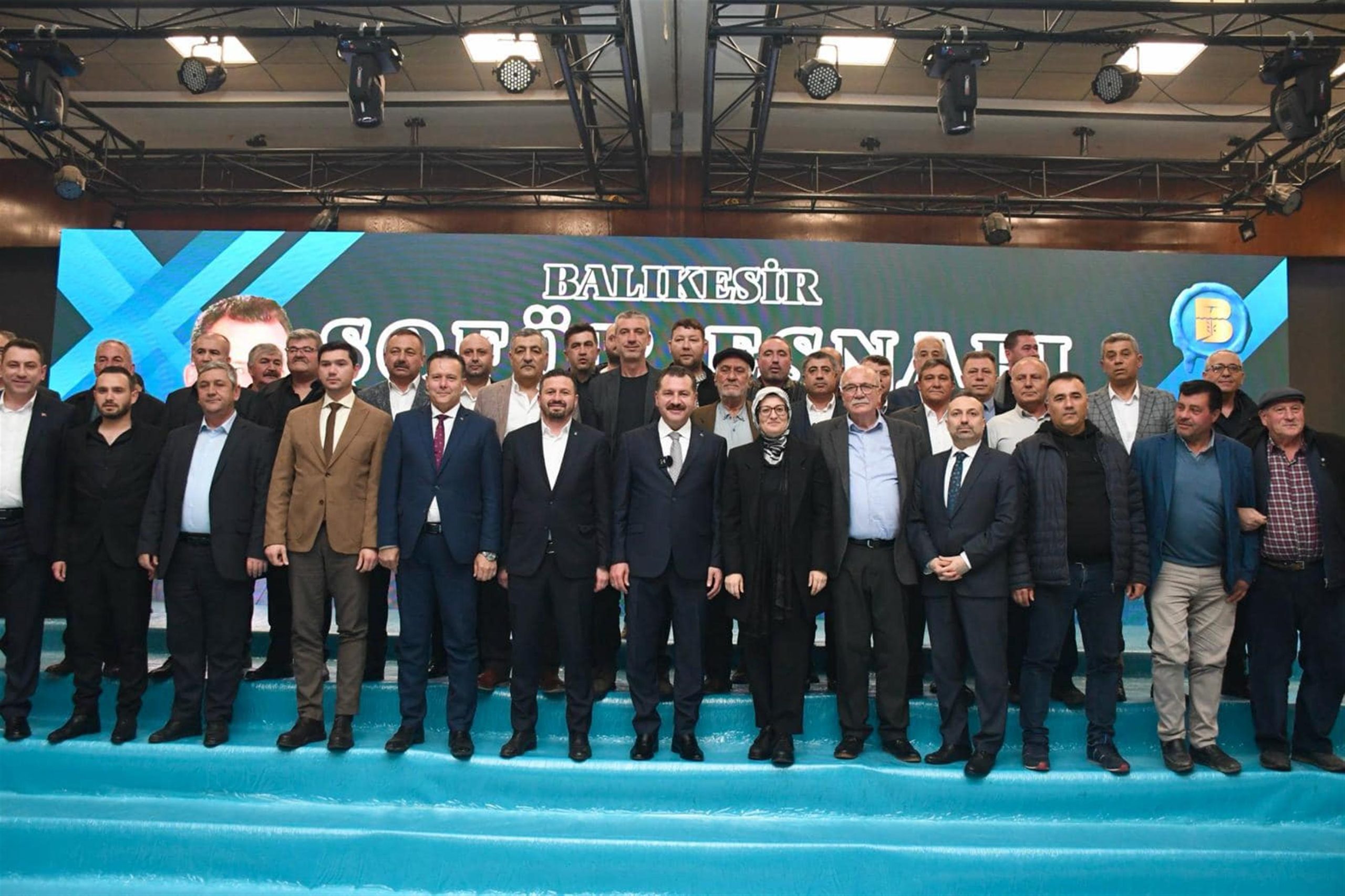  Başkan Yılmaz’dan Akın ve Sarı’ya önce bana verdiğiniz sözü tutun ayarı