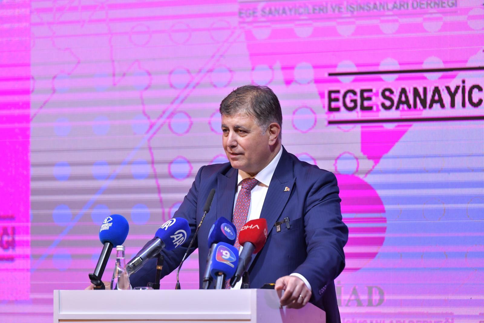 Başkan Tugay’dan katılımcı ve şeffaf yönetim vurgusu