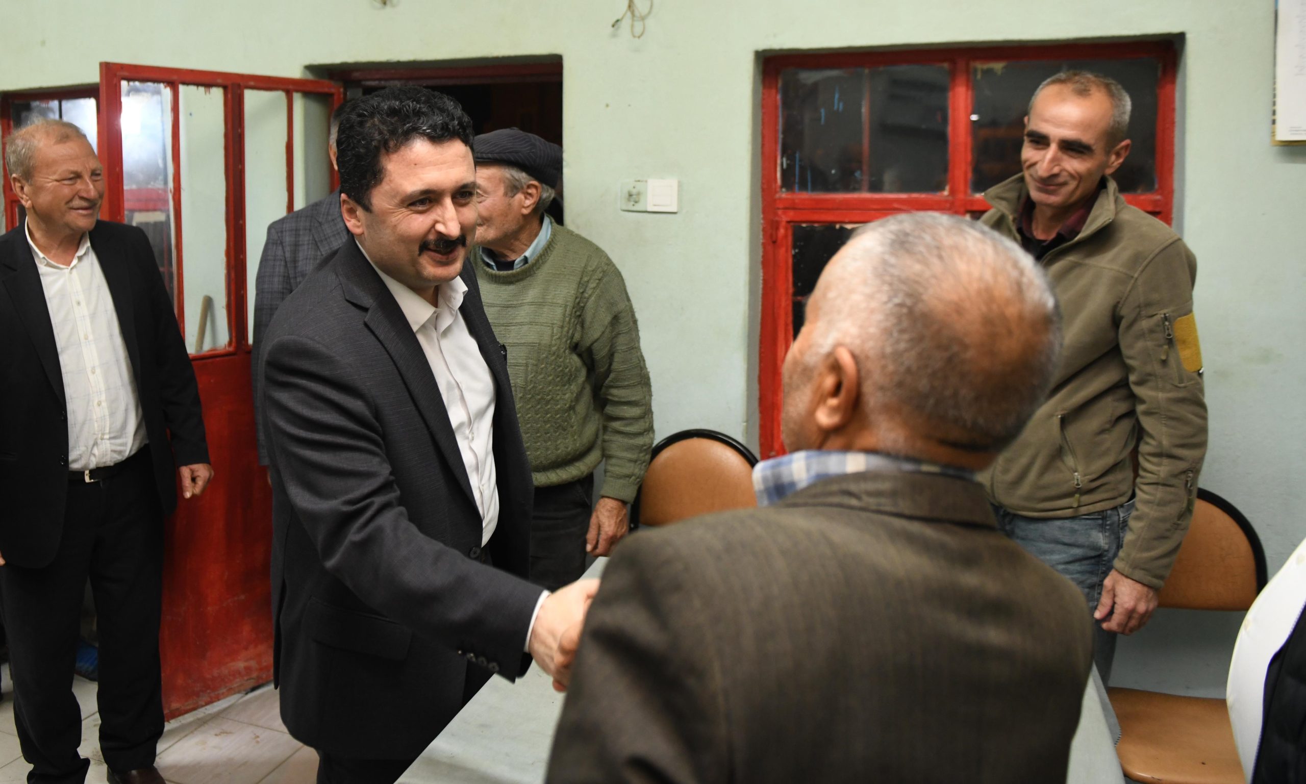 Altıeylül Belediye Başkan Adayı Hasan Avcı: Sizin desteğiniz bizleri motive ediyor