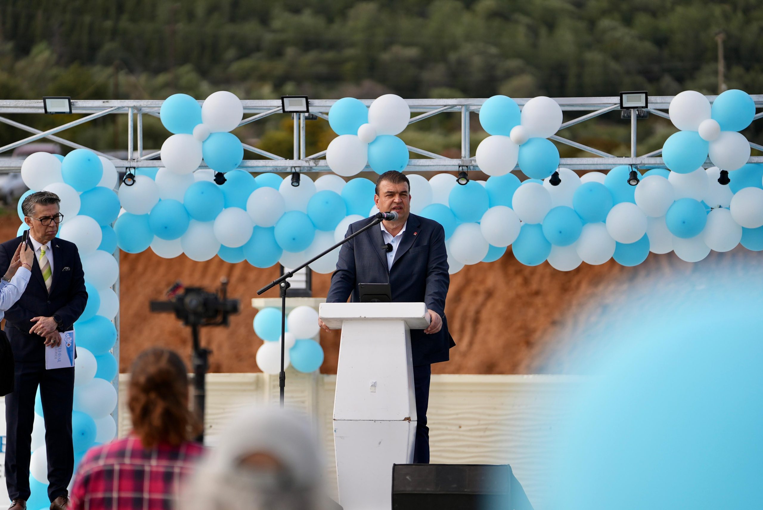 Seferihisar Belediyesi Doğanbey’de düğün salonunu hizmete açtı