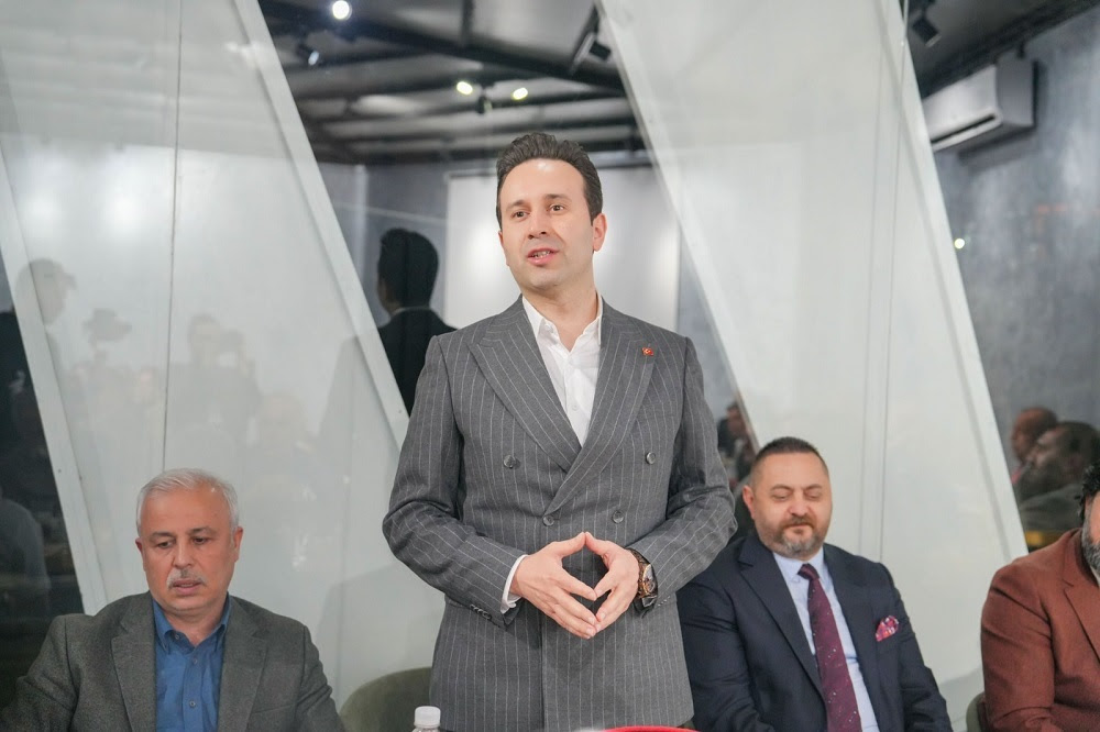 Karşıyaka’nın önde gelen isimleri Çiftçioğlu’nun davetinde buluştu