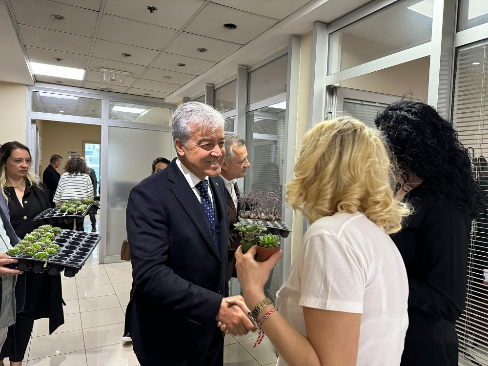 Çiğli Belediye Başkan Adayı Murat Gökçekaya Belediyeyi ziyaret etti