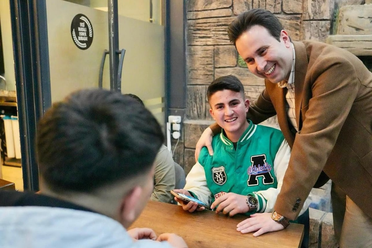 Genç başkan adayından doğru slogan: Çözüm Doğru Çiftçioğlu