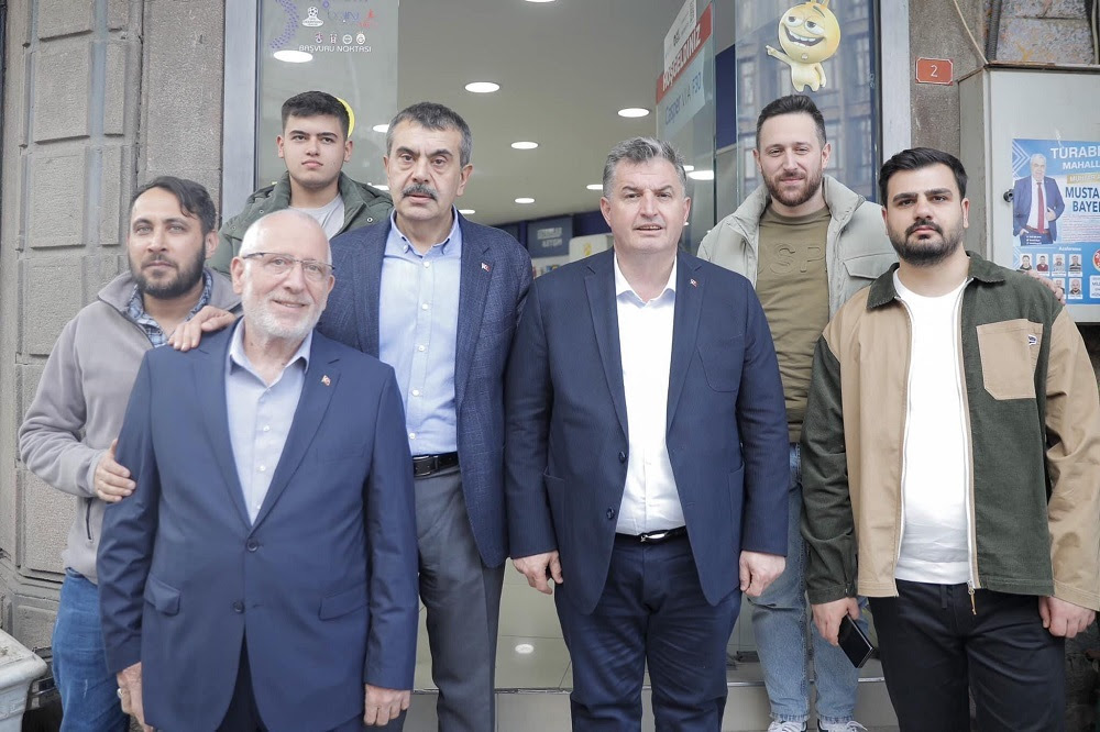 Bakan Tekin’den Bergama’ya Modern Öğretmenevi ve Uygulama Oteli müjdesi