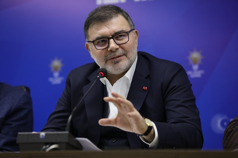 AK Parti İzmir İl Başkanı Bilal Saygılı; “Büyük konuştukları yerlerden imtihandalar!”