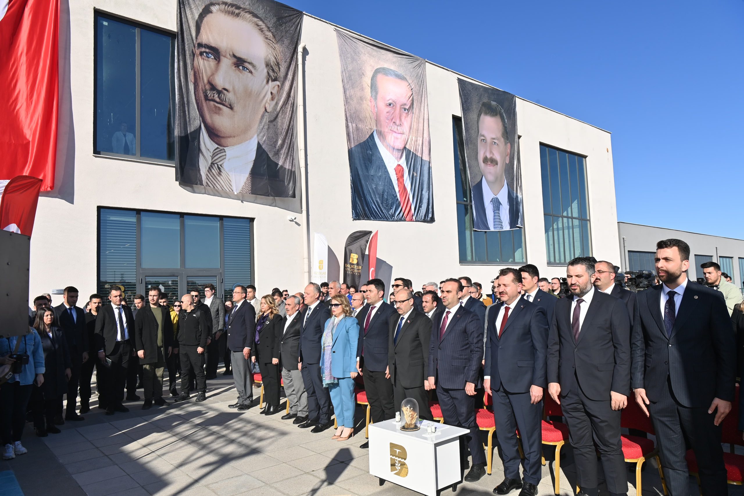 Sanayi Bakanlığımız, Yücel Yılmaz ile el ele