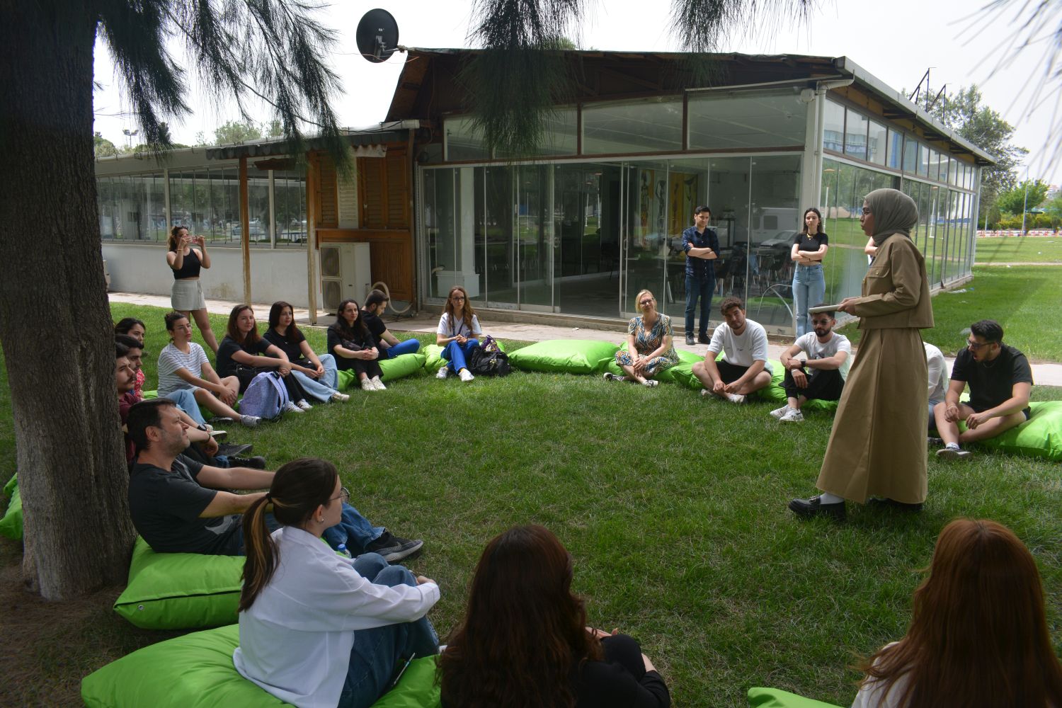 Egeli öğrenciler depresyona karşı bilgilendirildi