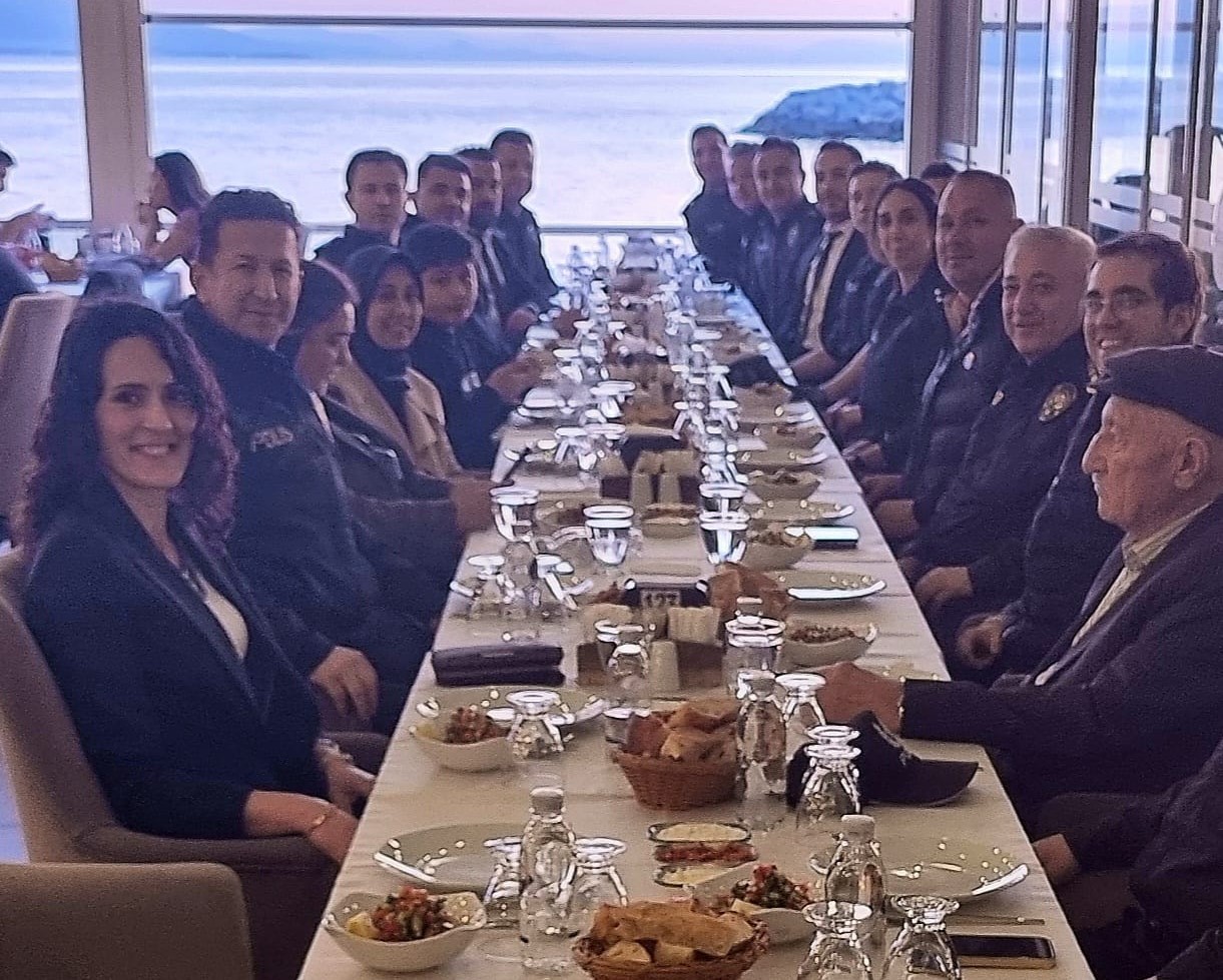 İl Emniyet Müdürü Karşıyaka Emniyet Teşkilatı ile iftar açtı
