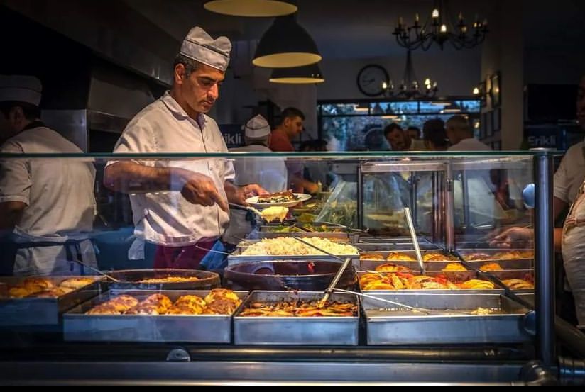Lezzet tutkunları İmren Lokantası’ndan vazgeçemiyor